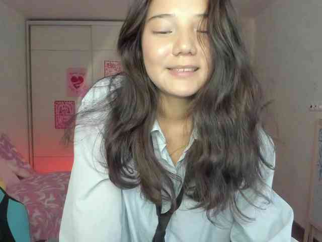 MilanaMittt webcam
