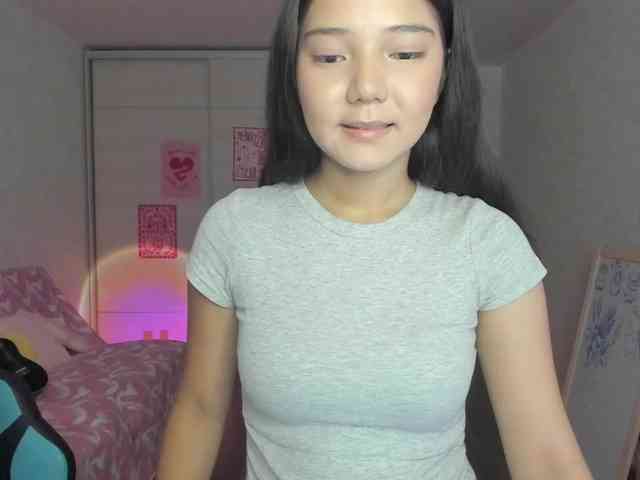 MilanaMittt webcam