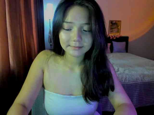 MilanaMittt webcam