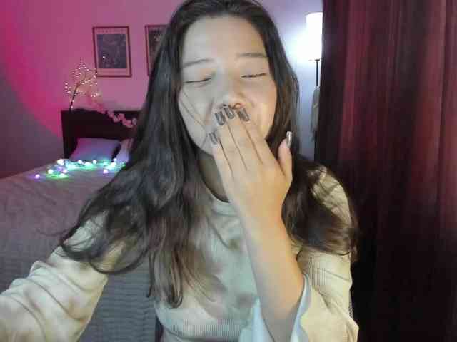 MilanaMittt webcam