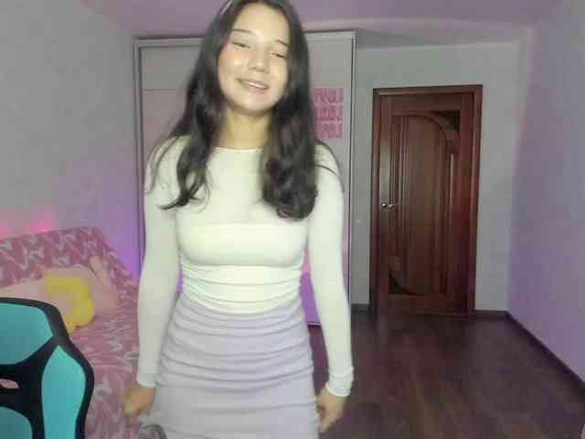 MilanaMittt webcam