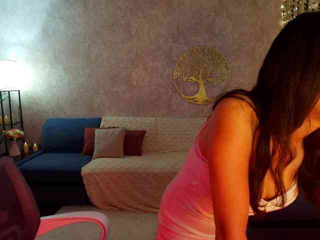 MilanaMittt webcam