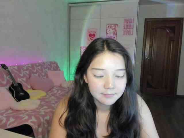 MilanaMittt webcam