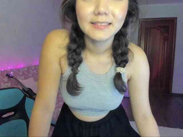 MilanaMittt webcam