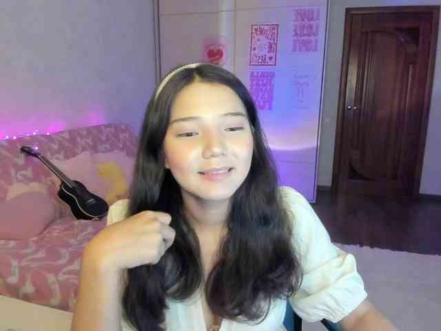 MilanaMittt webcam