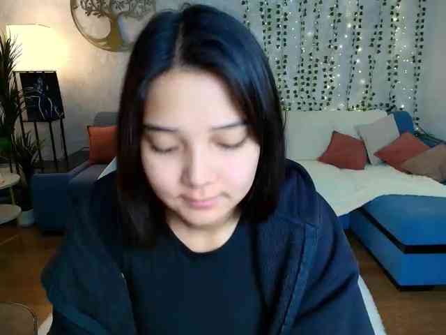 MilanaMittt webcam