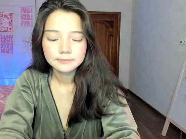 MilanaMittt webcam