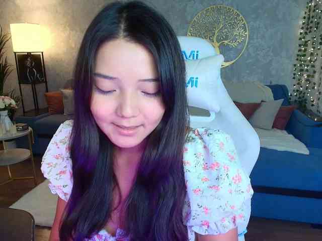 MilanaMittt webcam