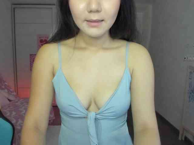MilanaMittt webcam