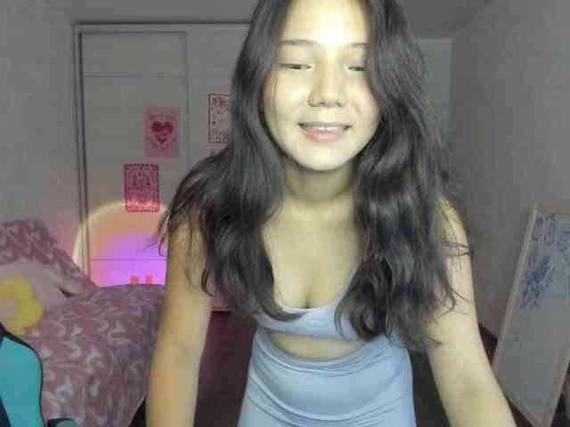 MilanaMittt webcam