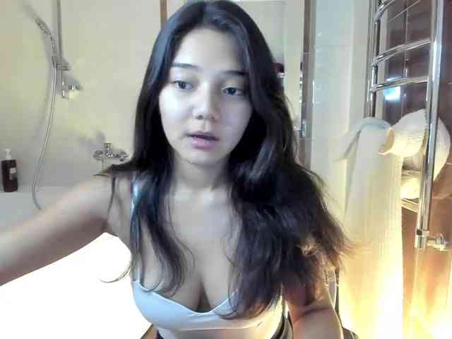 Model: MilanaMittt
