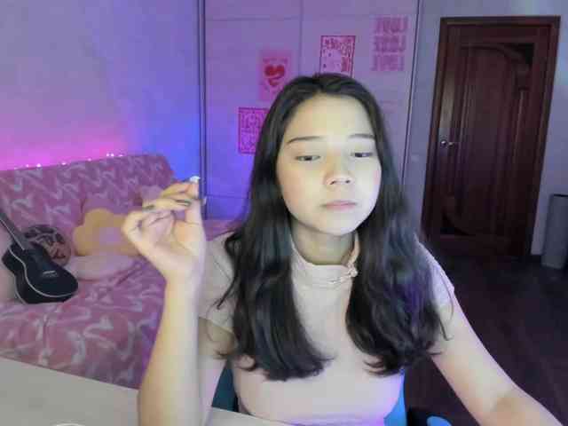 MilanaMittt webcam