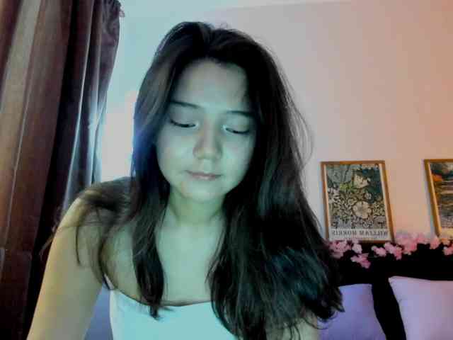 MilanaMittt webcam