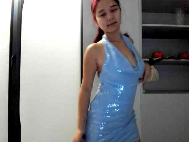 MilanaMittt webcam