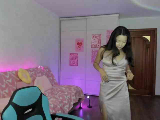 MilanaMittt webcam