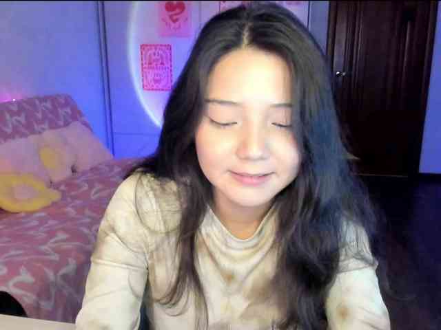MilanaMittt webcam