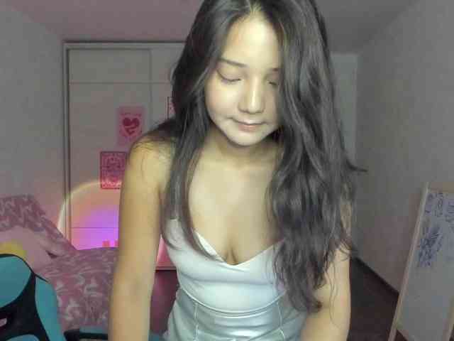 MilanaMittt webcam