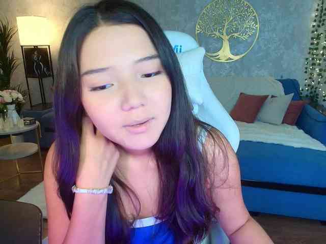 MilanaMittt webcam
