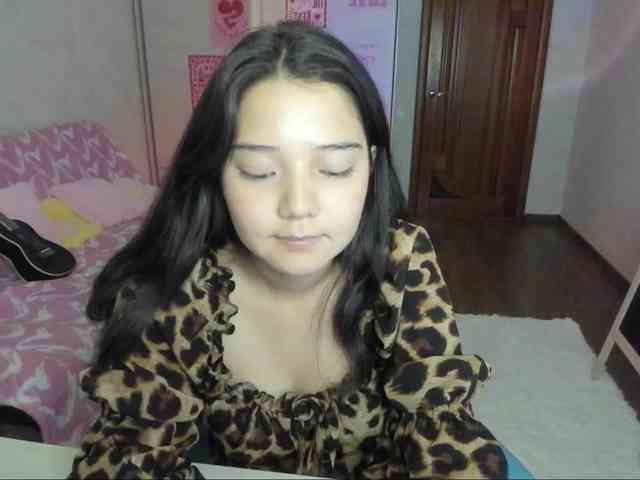 MilanaMittt webcam