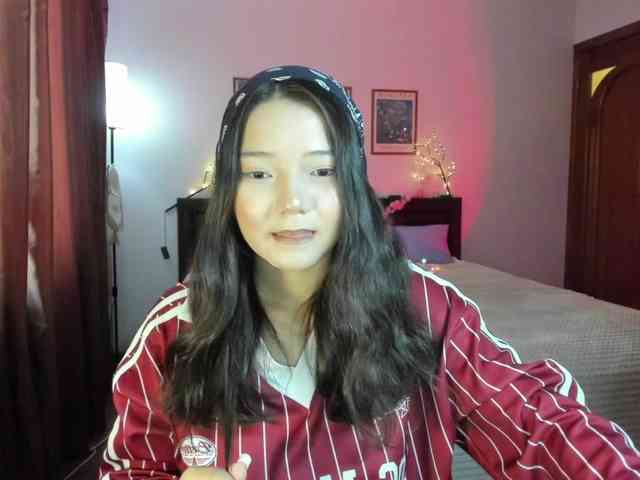 MilanaMittt webcam