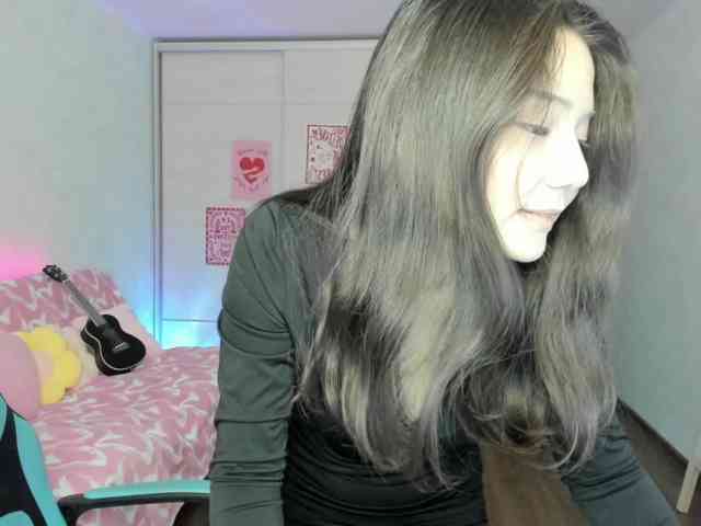 Model: MilanaMittt