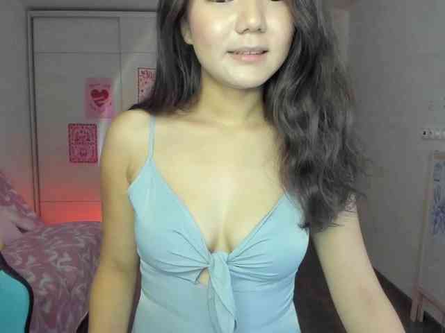 MilanaMittt webcam