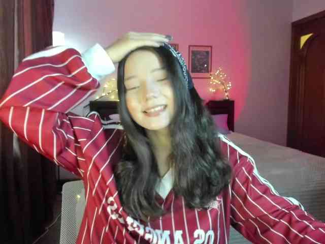 MilanaMittt webcam