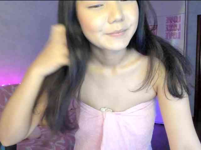 MilanaMittt webcam