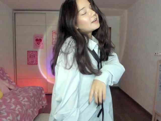 MilanaMittt webcam