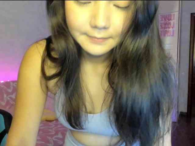 MilanaMittt webcam