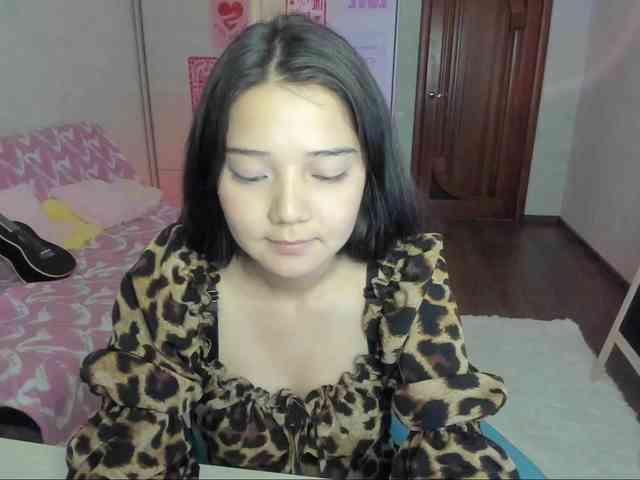 MilanaMittt webcam