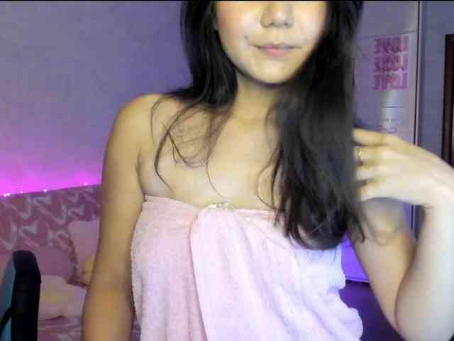 MilanaMittt webcam