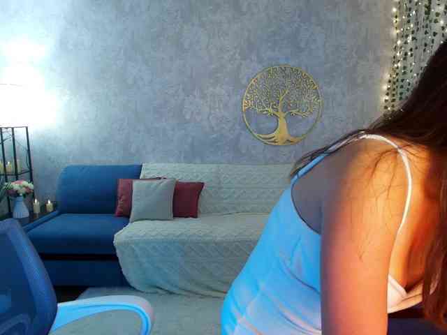 MilanaMittt webcam