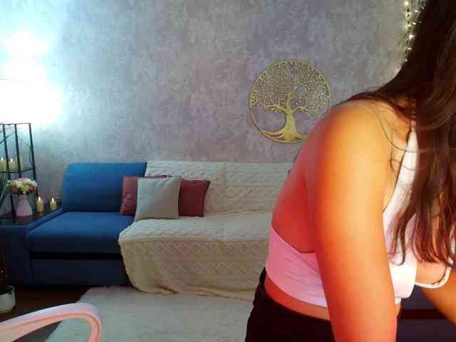 MilanaMittt webcam