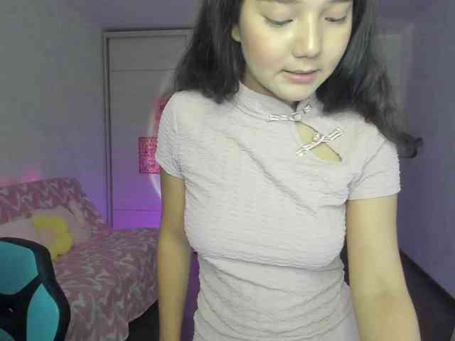 MilanaMittt webcam