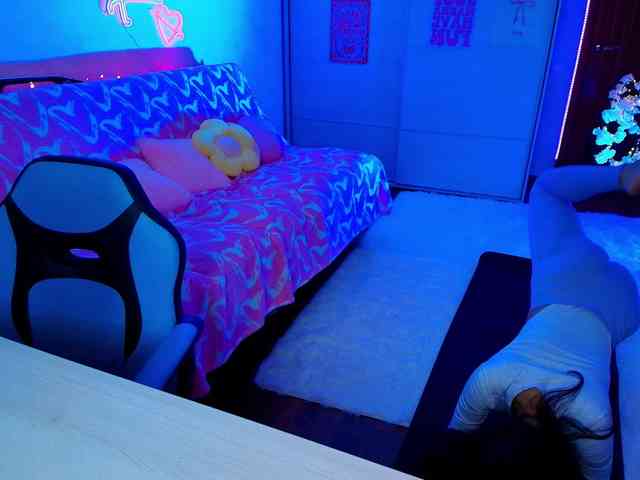 MilanaMittt webcam