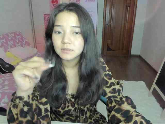 MilanaMittt webcam
