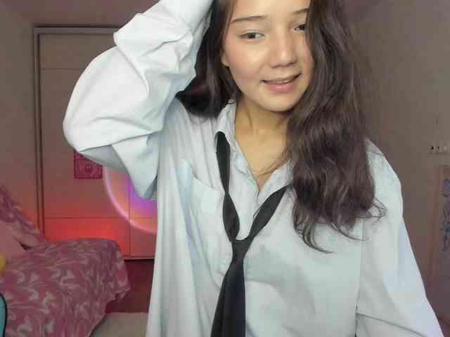 MilanaMittt webcam