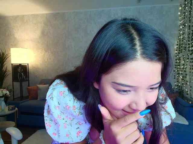 MilanaMittt webcam