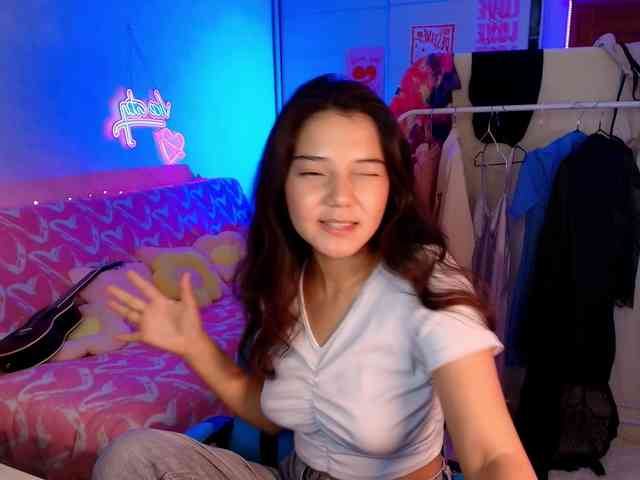 MilanaMittt webcam