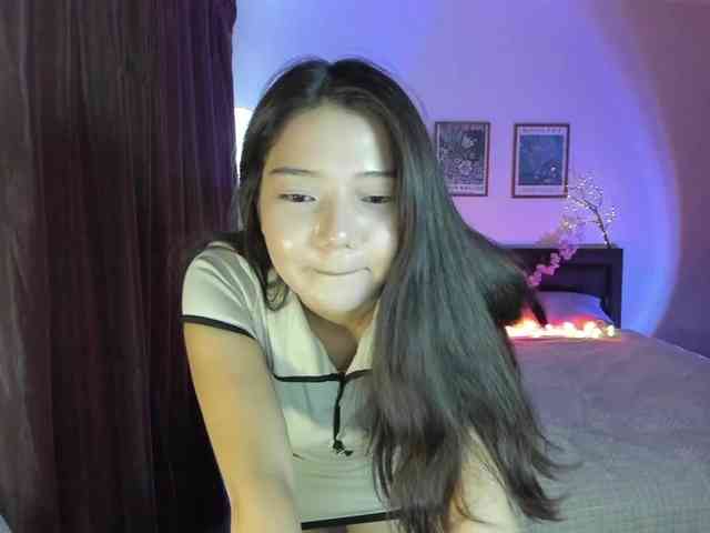 MilanaMittt webcam