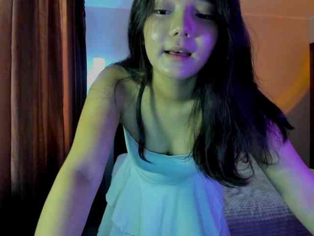 MilanaMittt webcam