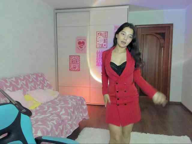 MilanaMittt webcam