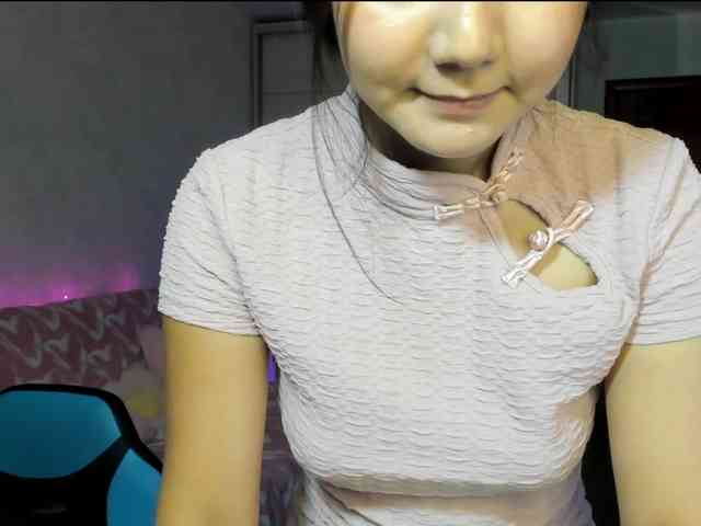 MilanaMittt webcam