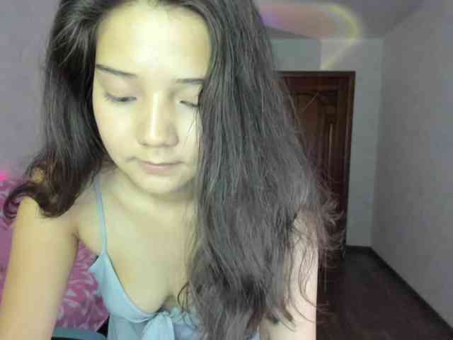 MilanaMittt webcam