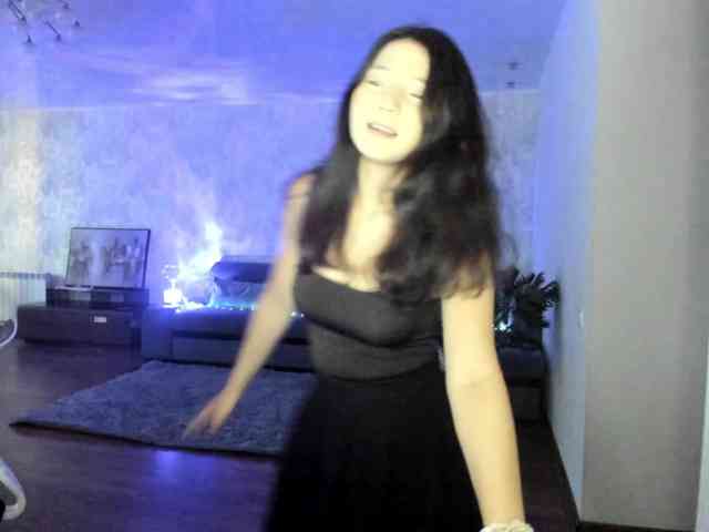 MilanaMittt webcam