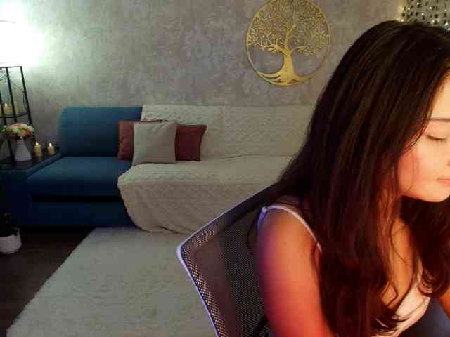 MilanaMittt webcam