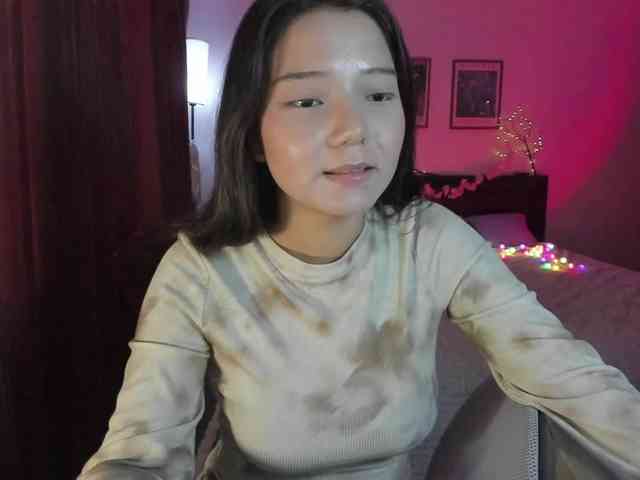MilanaMittt webcam
