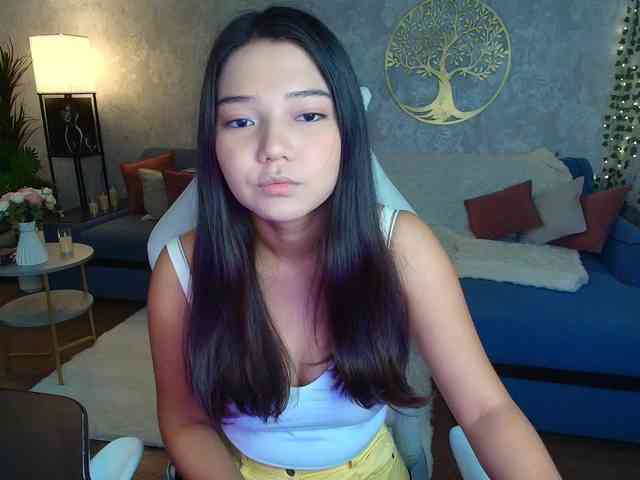 MilanaMittt webcam