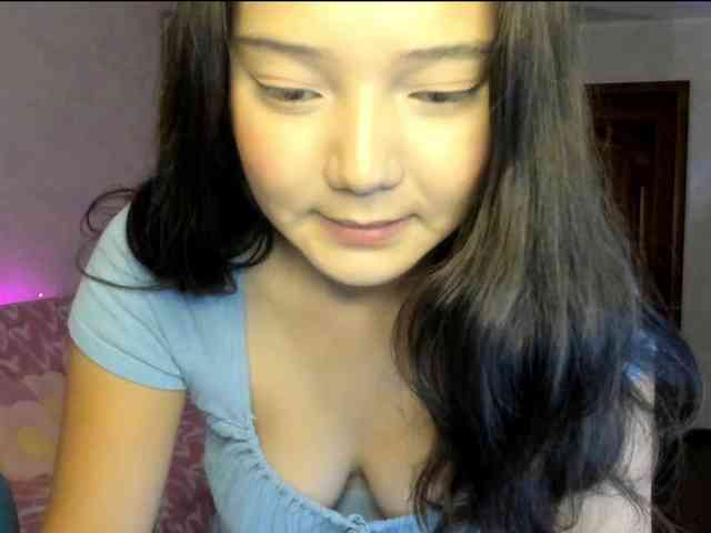 MilanaMittt webcam